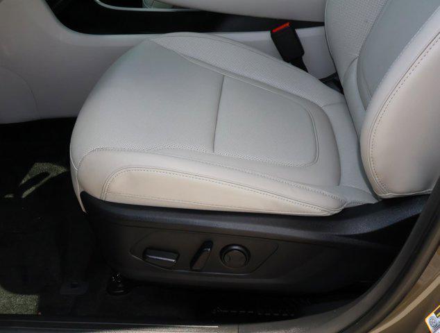used 2025 Hyundai TUCSON Hybrid car, priced at $39,988