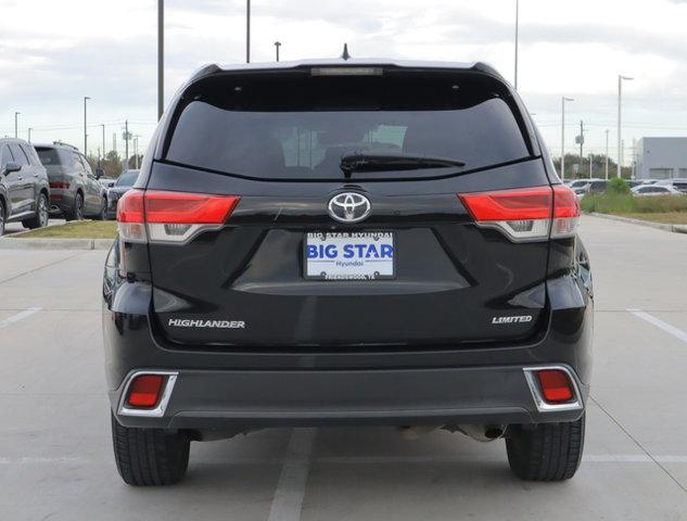 used 2018 Toyota Highlander car, priced at $24,988