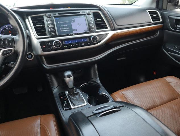 used 2018 Toyota Highlander car, priced at $24,988