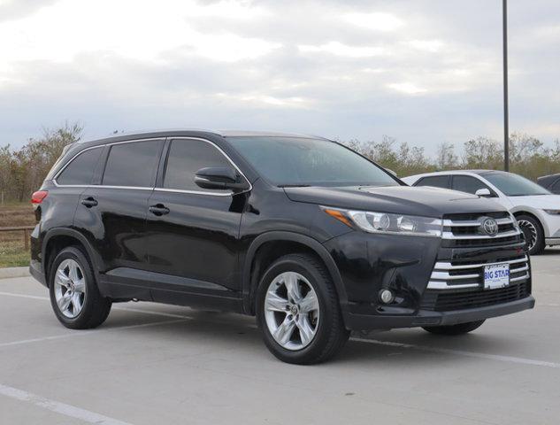 used 2018 Toyota Highlander car, priced at $24,988