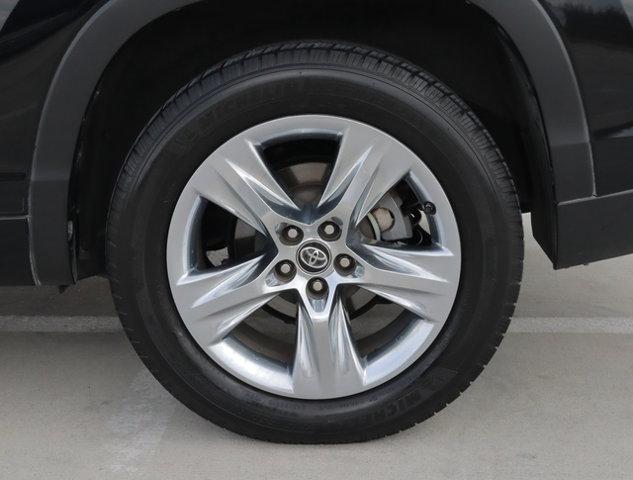 used 2018 Toyota Highlander car, priced at $24,988