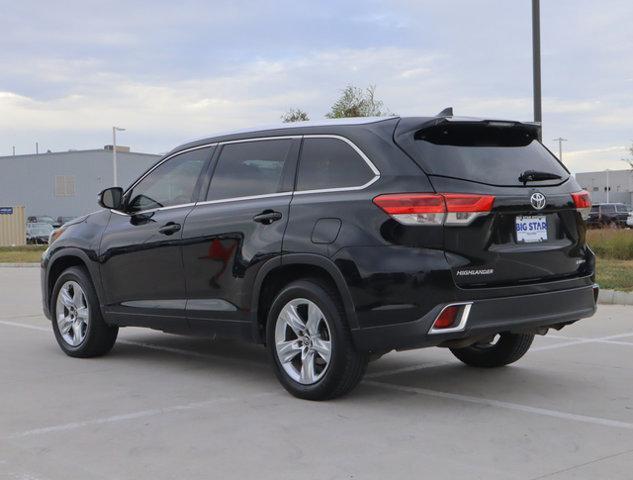 used 2018 Toyota Highlander car, priced at $24,988