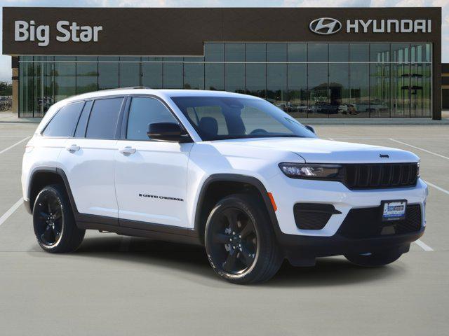 used 2025 Jeep Grand Cherokee car, priced at $35,988