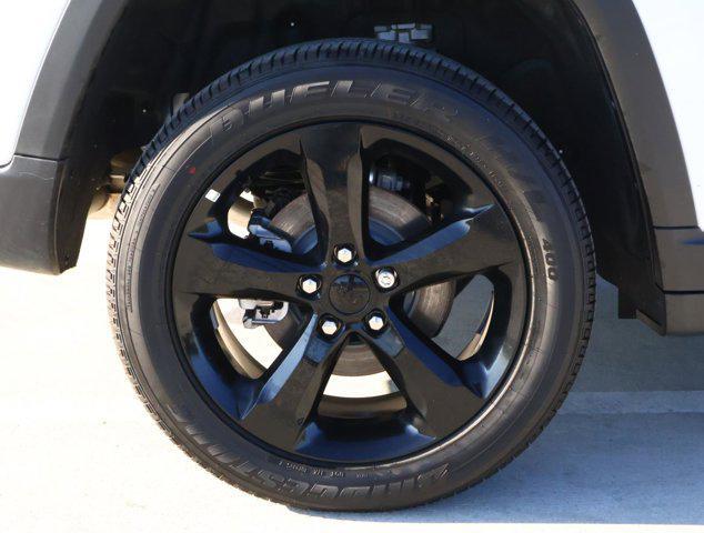 used 2025 Jeep Grand Cherokee car, priced at $35,988