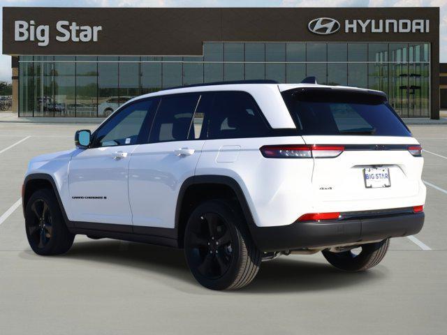 used 2025 Jeep Grand Cherokee car, priced at $35,988