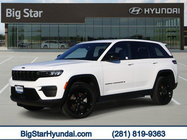 used 2025 Jeep Grand Cherokee car, priced at $35,988