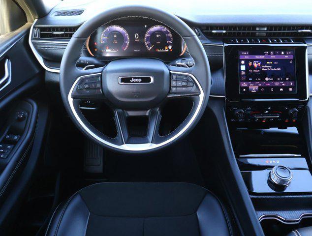 used 2025 Jeep Grand Cherokee car, priced at $35,988