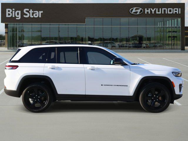 used 2025 Jeep Grand Cherokee car, priced at $35,988