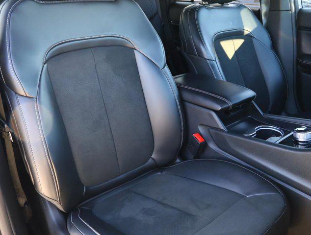 used 2025 Jeep Grand Cherokee car, priced at $35,988