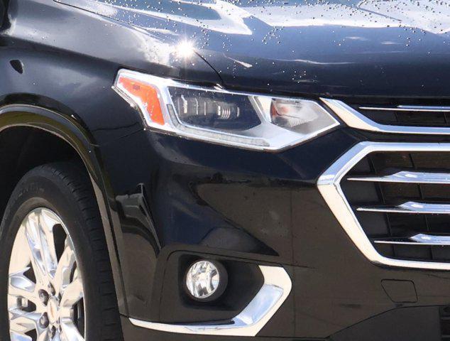 used 2021 Chevrolet Traverse car, priced at $31,988