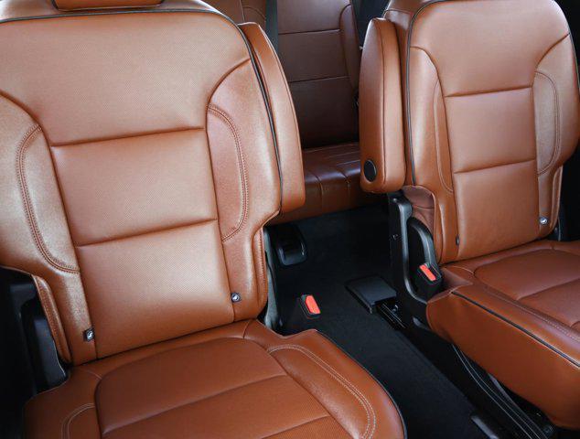 used 2021 Chevrolet Traverse car, priced at $31,988