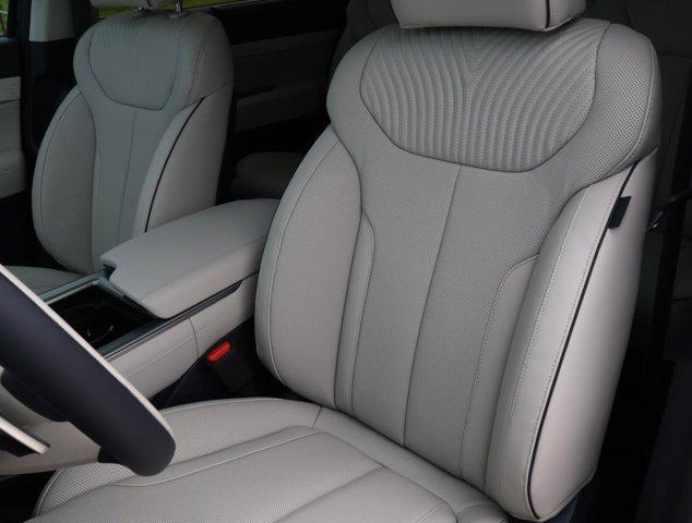 used 2025 Hyundai Palisade car, priced at $46,788