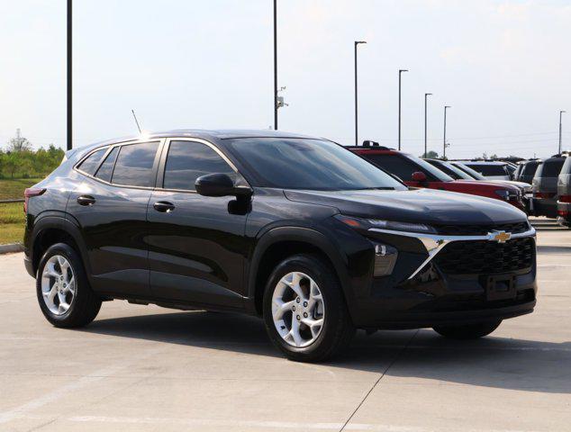 used 2025 Chevrolet Trax car, priced at $21,888