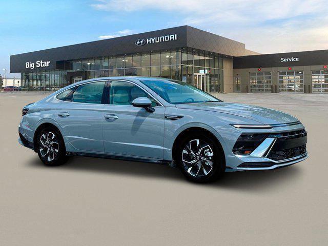 new 2024 Hyundai Sonata car, priced at $25,011