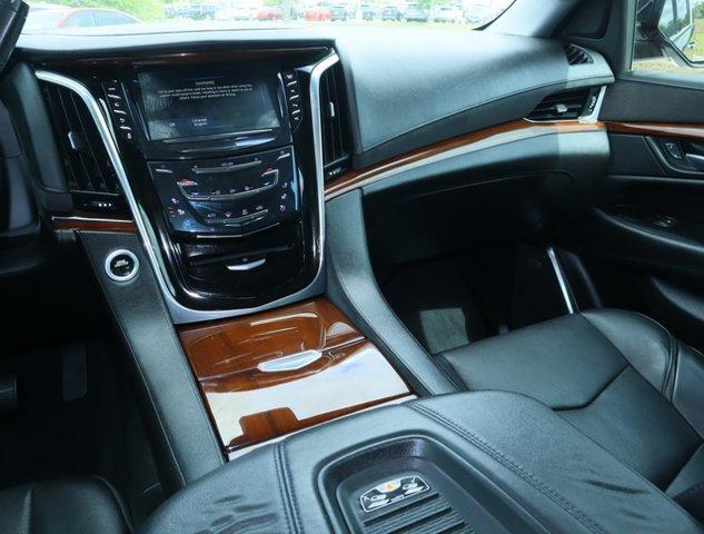 used 2018 Cadillac Escalade ESV car, priced at $35,888