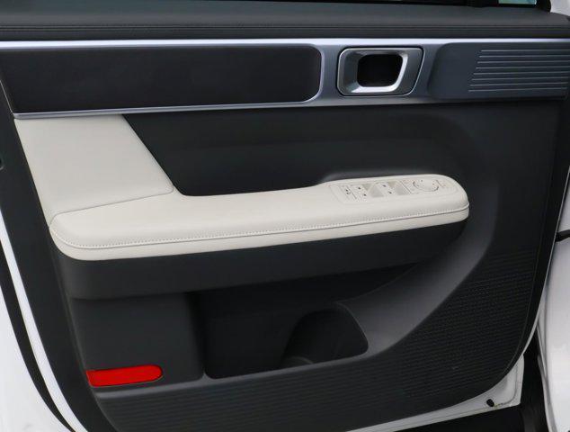 used 2025 Hyundai Santa Fe car, priced at $33,688