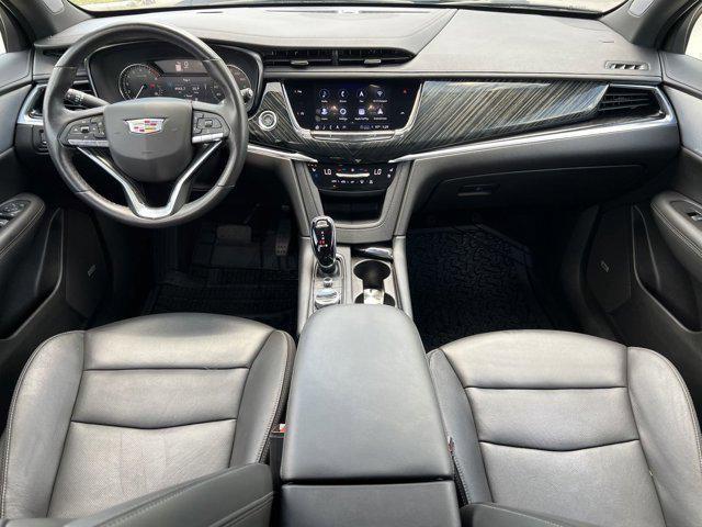 used 2023 Cadillac XT6 car, priced at $39,588