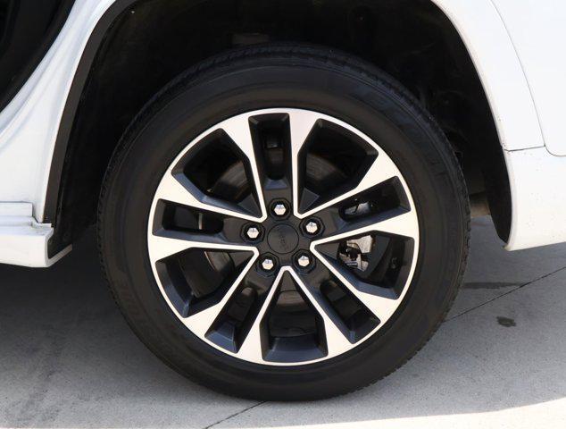 used 2021 Jeep Grand Cherokee L car, priced at $34,588