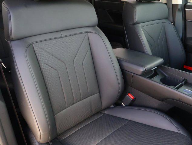used 2025 Hyundai Santa Fe car, priced at $31,988