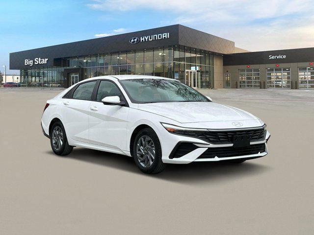 new 2024 Hyundai Elantra car, priced at $22,658