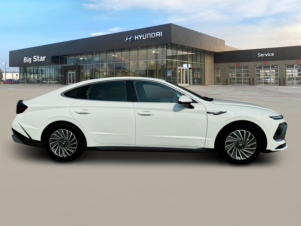 new 2025 Hyundai Sonata Hybrid car, priced at $26,830