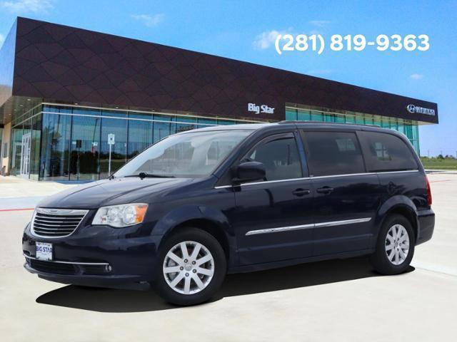used 2014 Chrysler Town & Country car, priced at $14,988