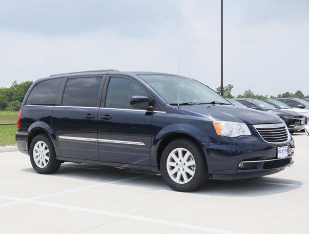 used 2014 Chrysler Town & Country car, priced at $13,688