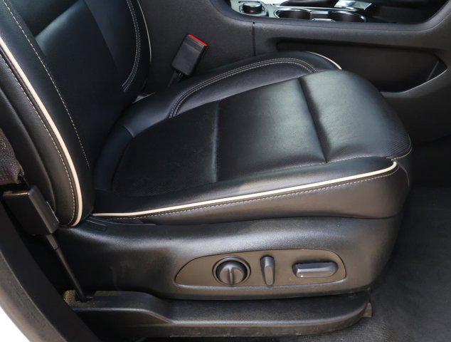 used 2023 Chevrolet Traverse car, priced at $32,588