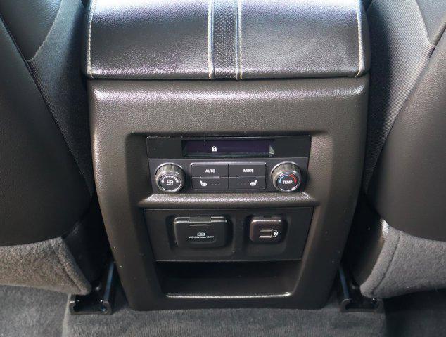 used 2023 Chevrolet Traverse car, priced at $32,588