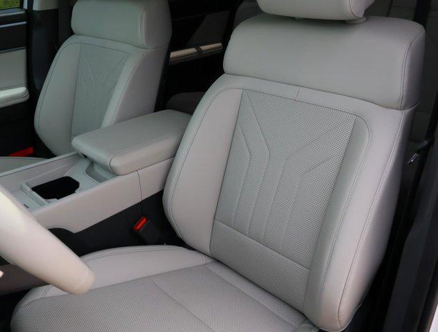used 2025 Hyundai Santa Fe car, priced at $32,988