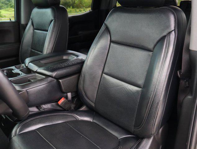 used 2022 Chevrolet Silverado 1500 car, priced at $41,988