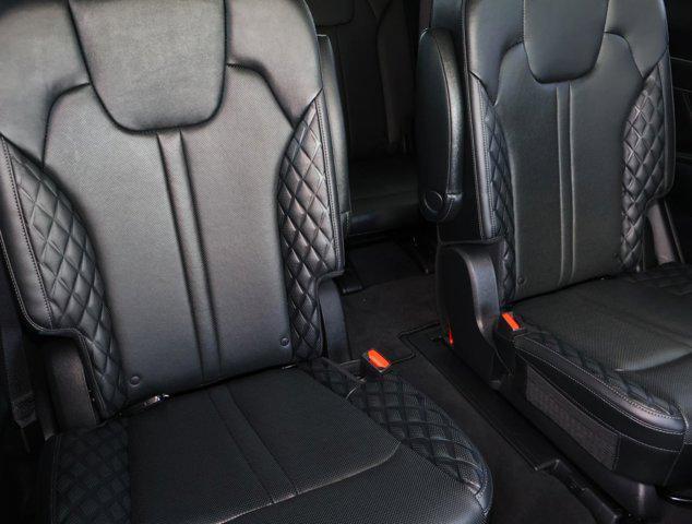used 2022 Kia Sorento car, priced at $31,588