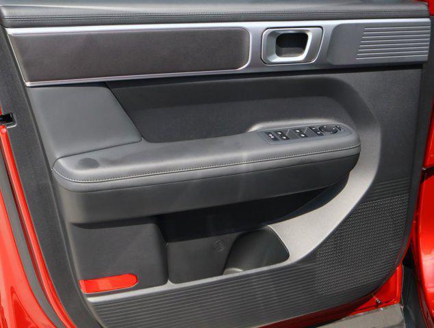 used 2025 Hyundai Santa Fe car, priced at $32,988