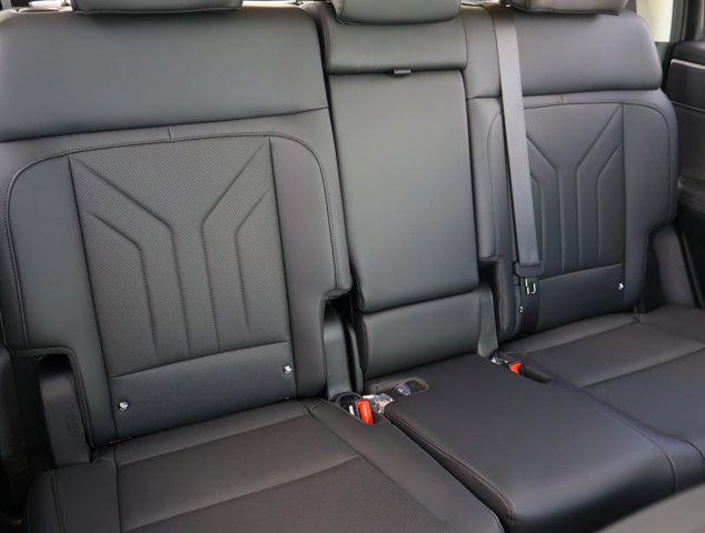 used 2025 Hyundai Santa Fe car, priced at $32,988