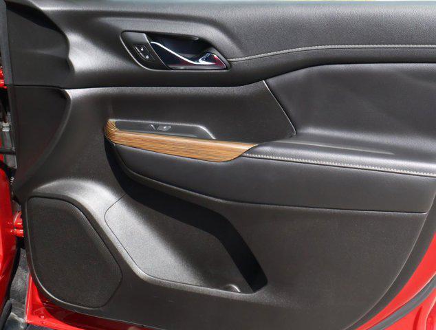 used 2023 GMC Acadia car, priced at $21,988