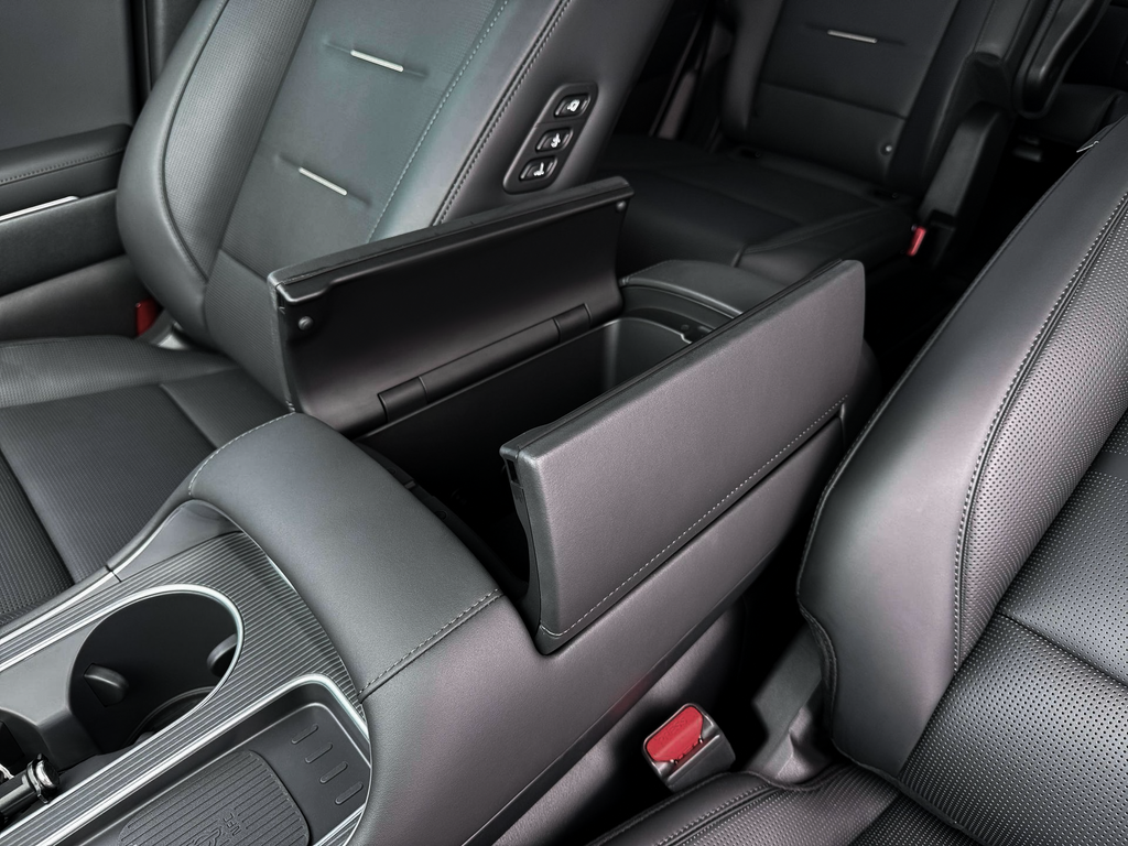 new 2026 Hyundai Palisade Hybrid car, priced at $57,764