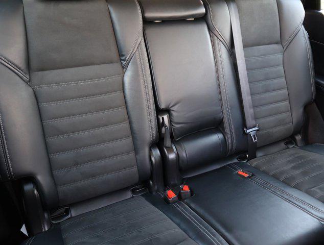 used 2023 Mitsubishi Outlander car, priced at $25,988