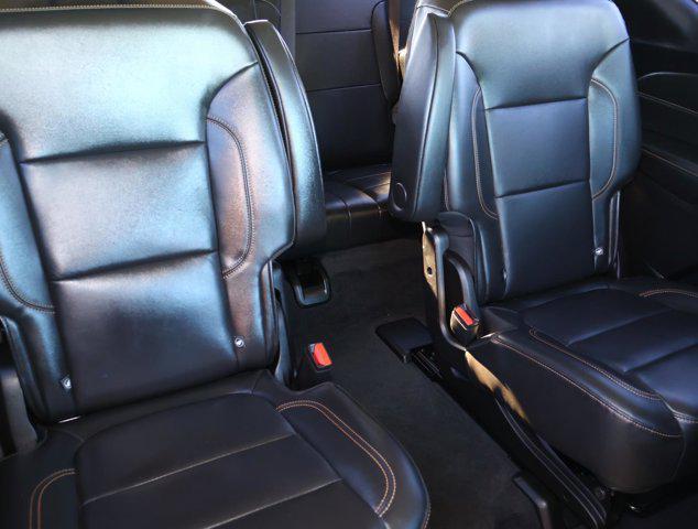 used 2020 Chevrolet Traverse car, priced at $15,688