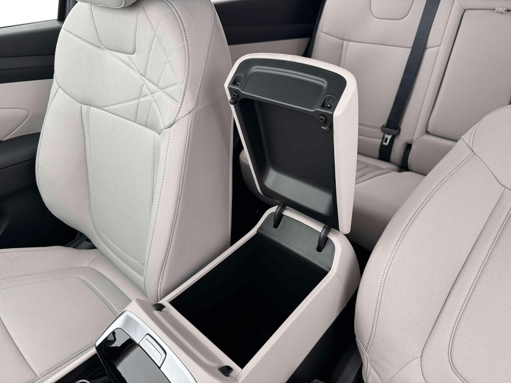 new 2026 Hyundai Tucson car, priced at $30,943