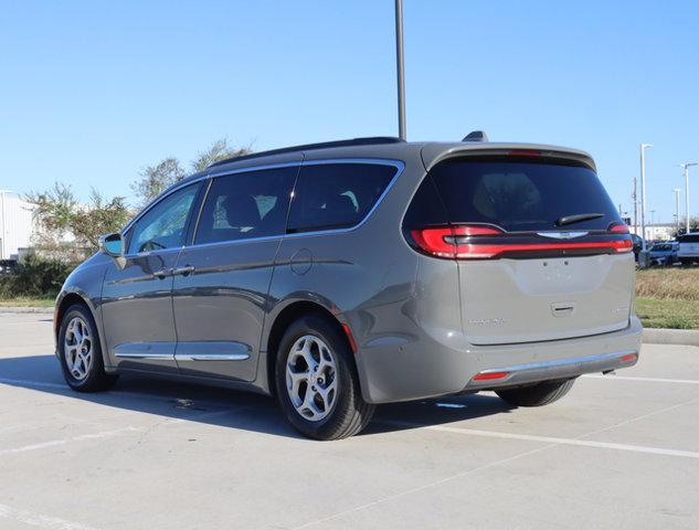 used 2022 Chrysler Pacifica car, priced at $25,788