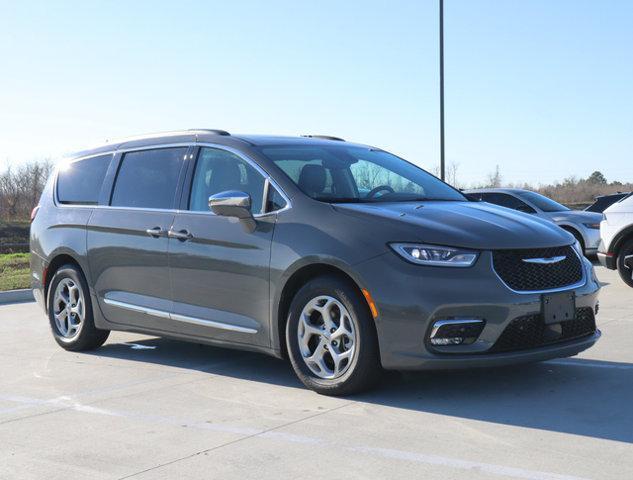 used 2022 Chrysler Pacifica car, priced at $25,788