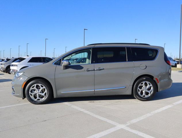 used 2022 Chrysler Pacifica car, priced at $25,788