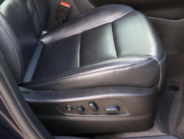 used 2023 Cadillac XT4 car, priced at $30,788