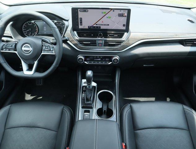 used 2023 Nissan Altima car, priced at $27,888