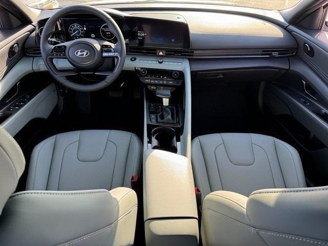 new 2025 Hyundai ELANTRA HEV car, priced at $31,180