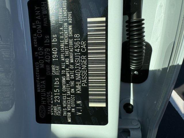 new 2025 Hyundai ELANTRA HEV car, priced at $31,180