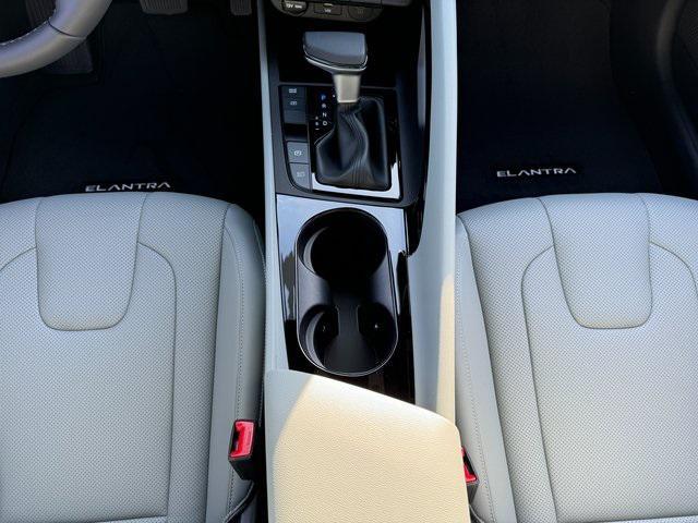 new 2025 Hyundai Elantra car, priced at $31,580