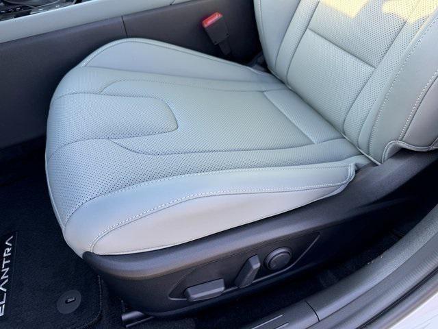 new 2025 Hyundai ELANTRA HEV car, priced at $31,180