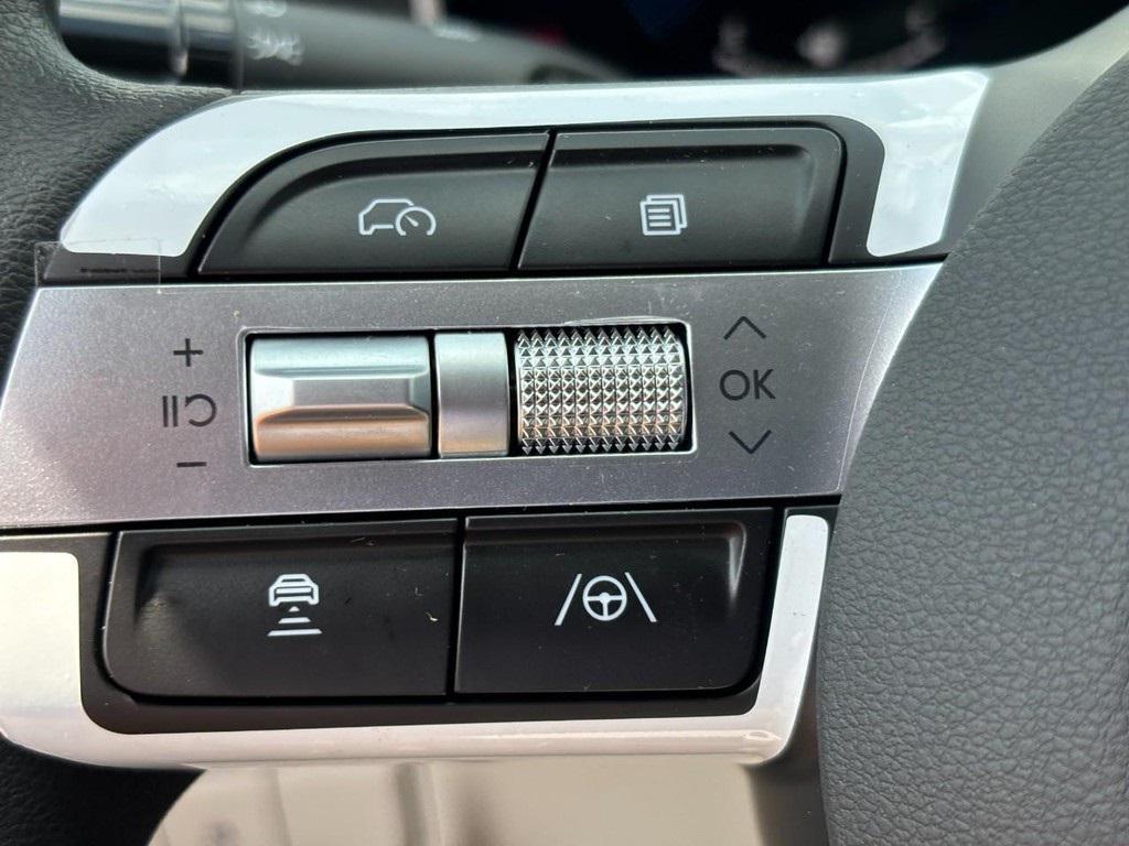 new 2025 Hyundai ELANTRA HEV car, priced at $28,880