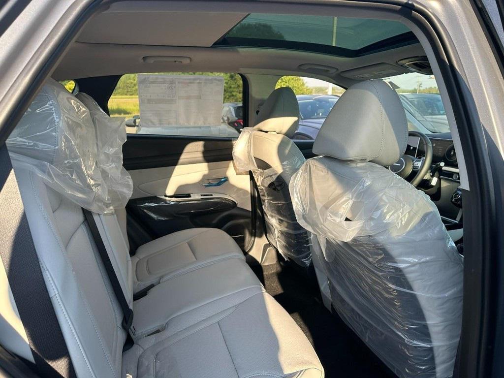 new 2025 Hyundai Tucson car, priced at $41,618